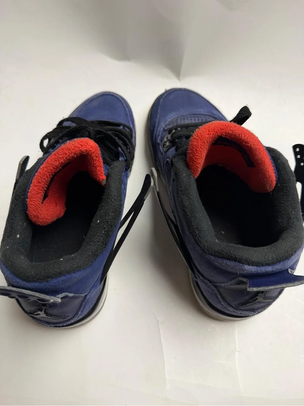 Jordan Kids Navy and Red Low-Top Sneakers